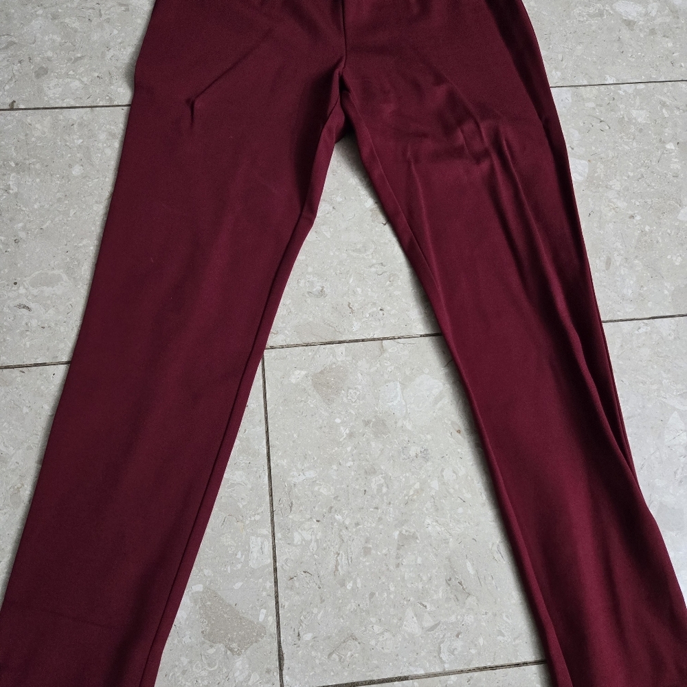 Women's Calvin Klein Red Slim Skinny Pants - Size 8 CK